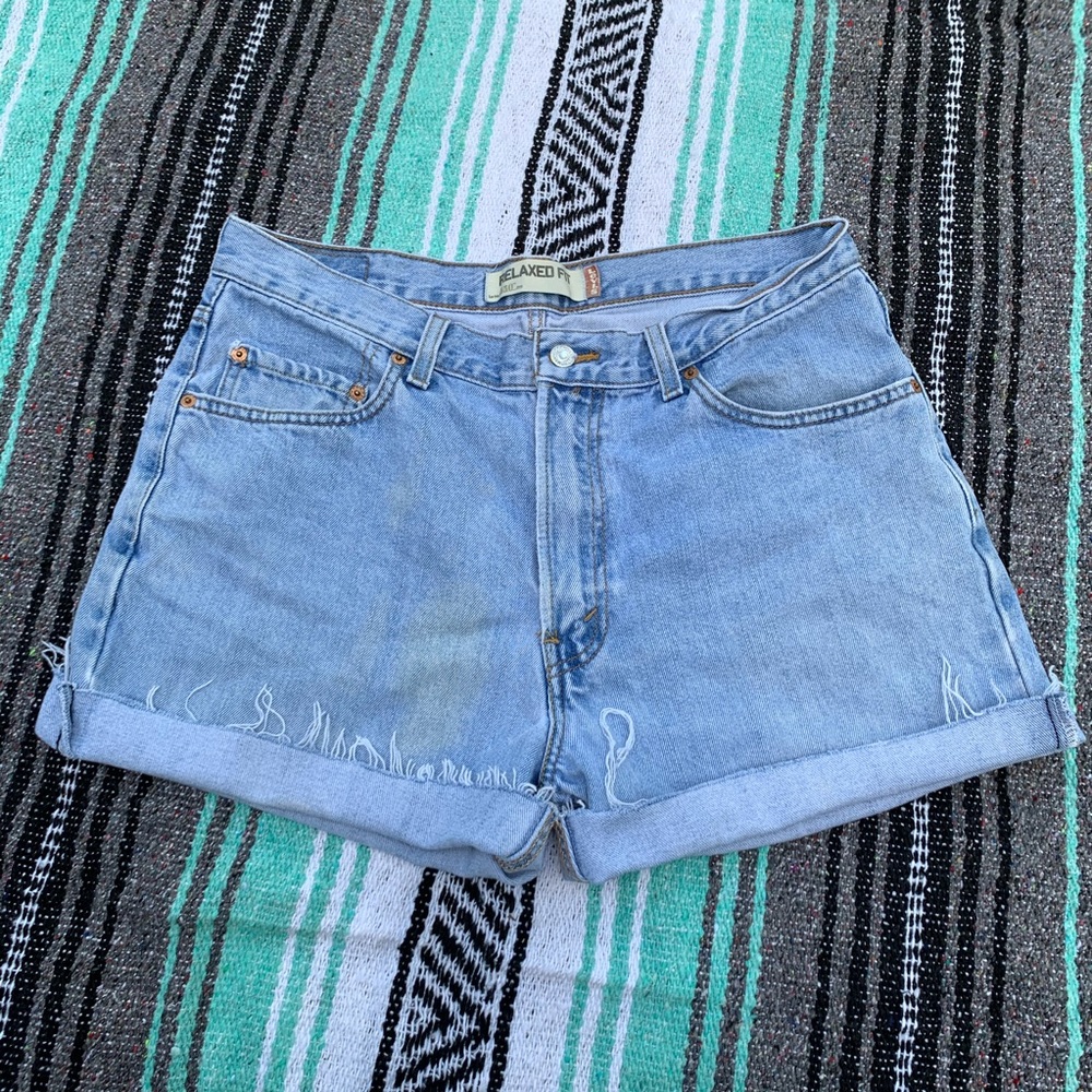 🌺Levi’s 550 Jean Shorts🌺